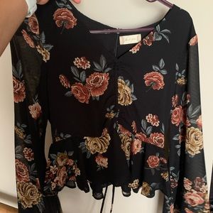 Altard state crop flare sleeves